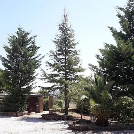 Holiday House Colle Del Mondo בית נופש