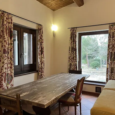 Holiday House Colle Del Mondo *